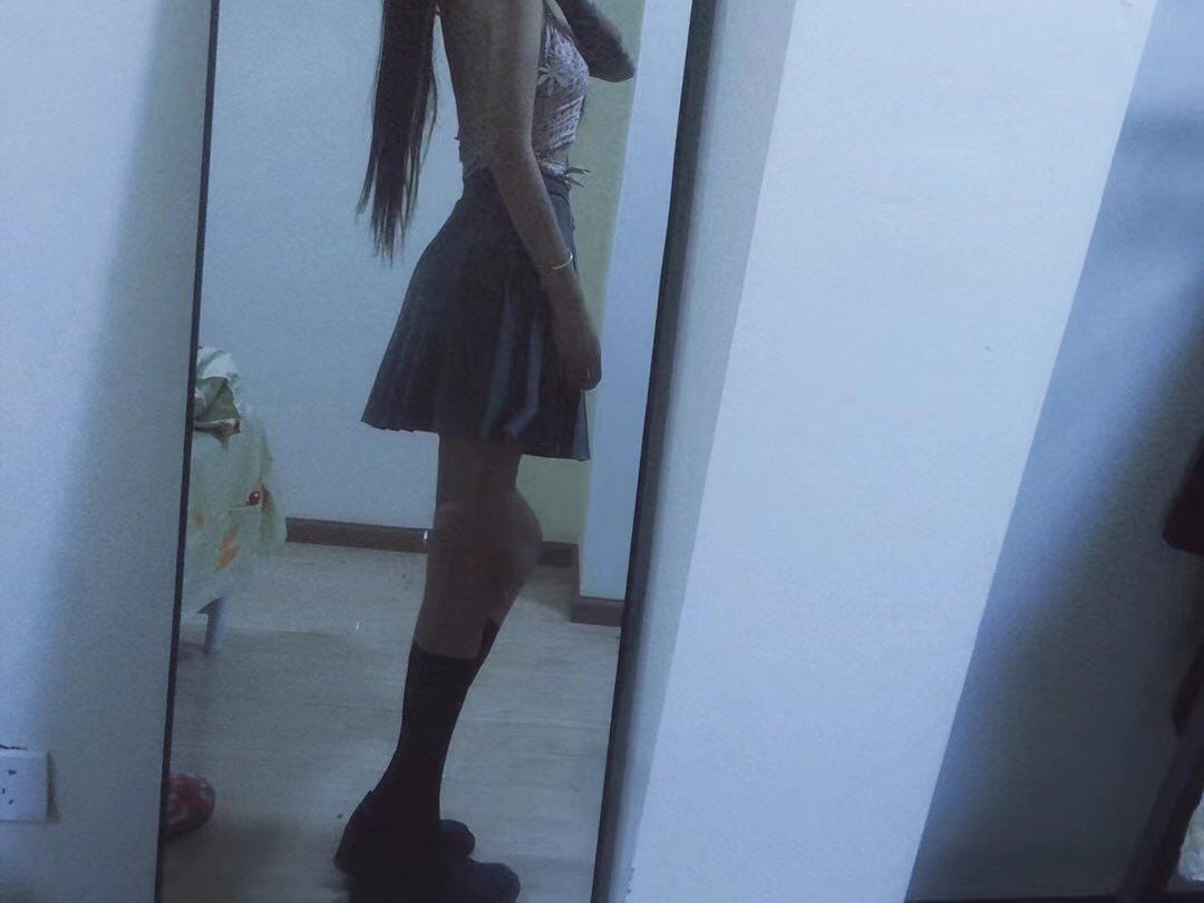 鲜活的肉体，年轻的外貌